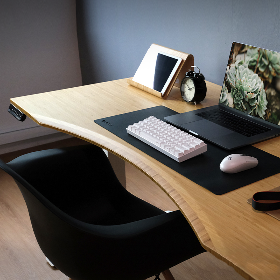 Titus - Premium Desk Mat