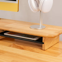Omnidesk Pro Wildwood timber desktop textured grain close up